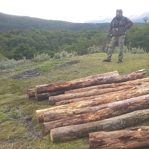 Puesta en valor del Mirador Bahía Lapataia El Parque Nacional Tierra del Fuego continúa trabajando para ofrecer servicios de calidad y revalorizar sus espacios más emblemáticos. Actualmente, nos encontramos en la segunda -3