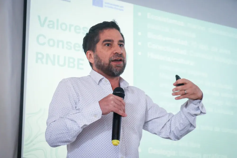 WhatsApp Image 2025-10-16 at 12.28.11 (1)