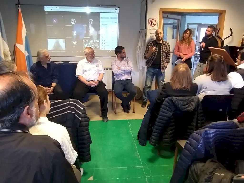 ceremonia - dr. olivero profesor emerito de la untdf 2 web_1731431235 (1)