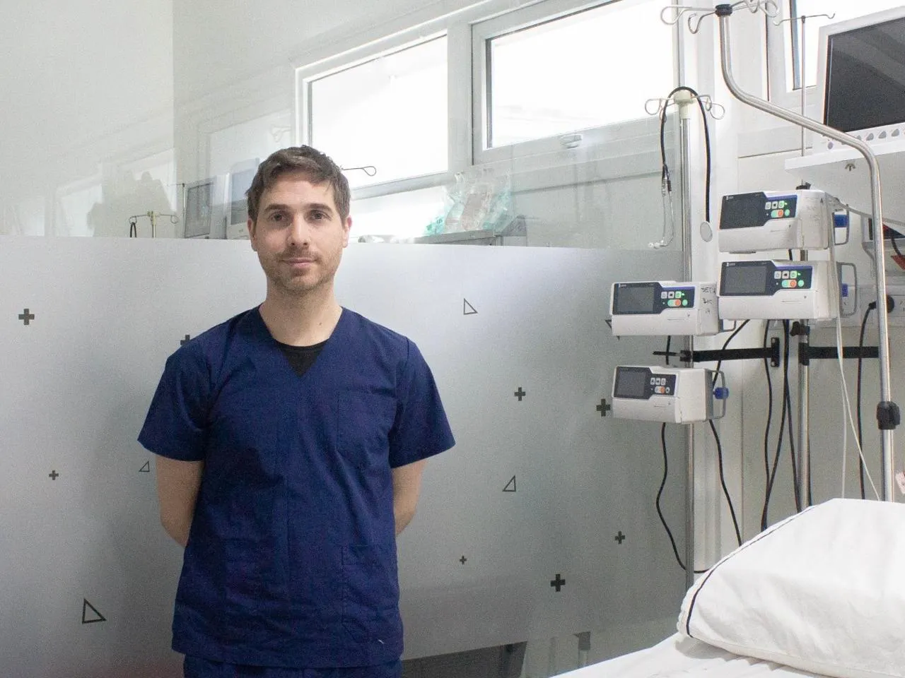 photo_4938567570236223268_y