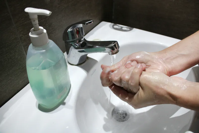 higiene-lavado-manos-virus-covid-19-contagio-prevenci