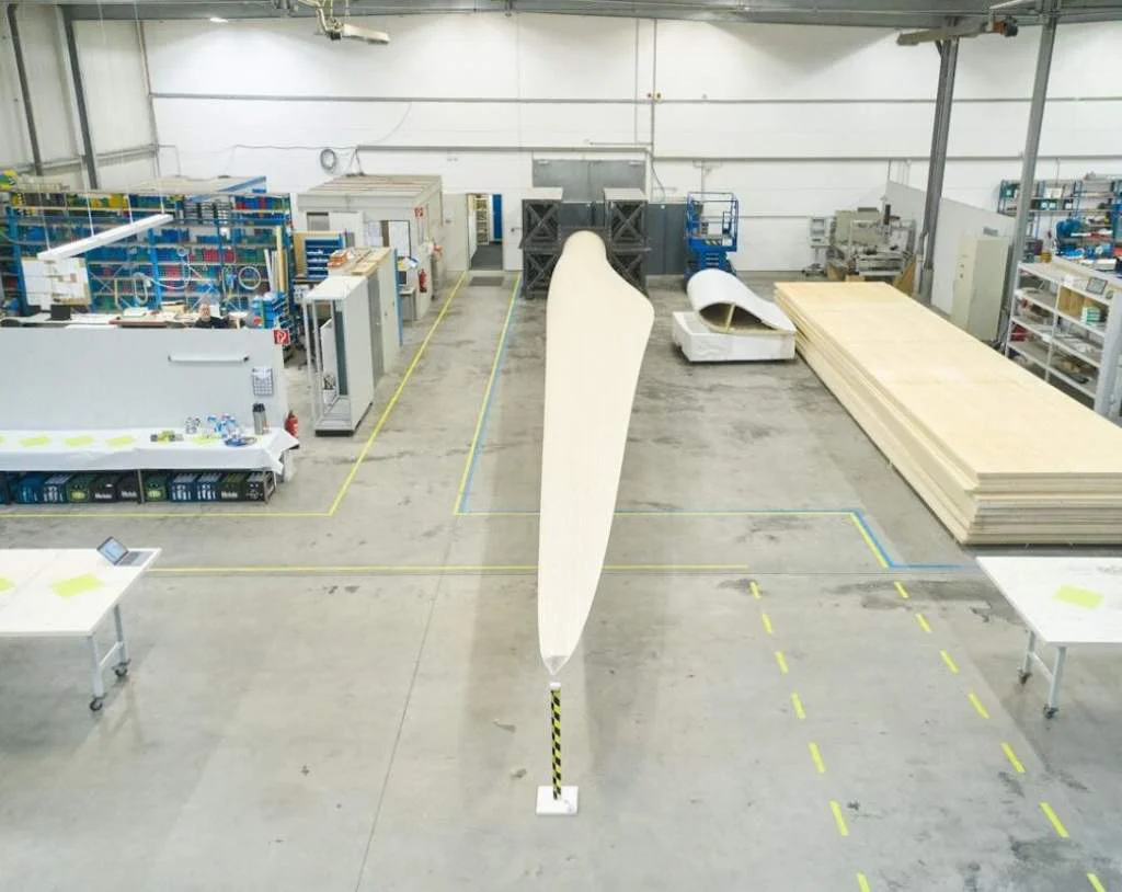 primera-fabrica-del-mundo-que-producira-en-serie-palas-eolicas-de-madera