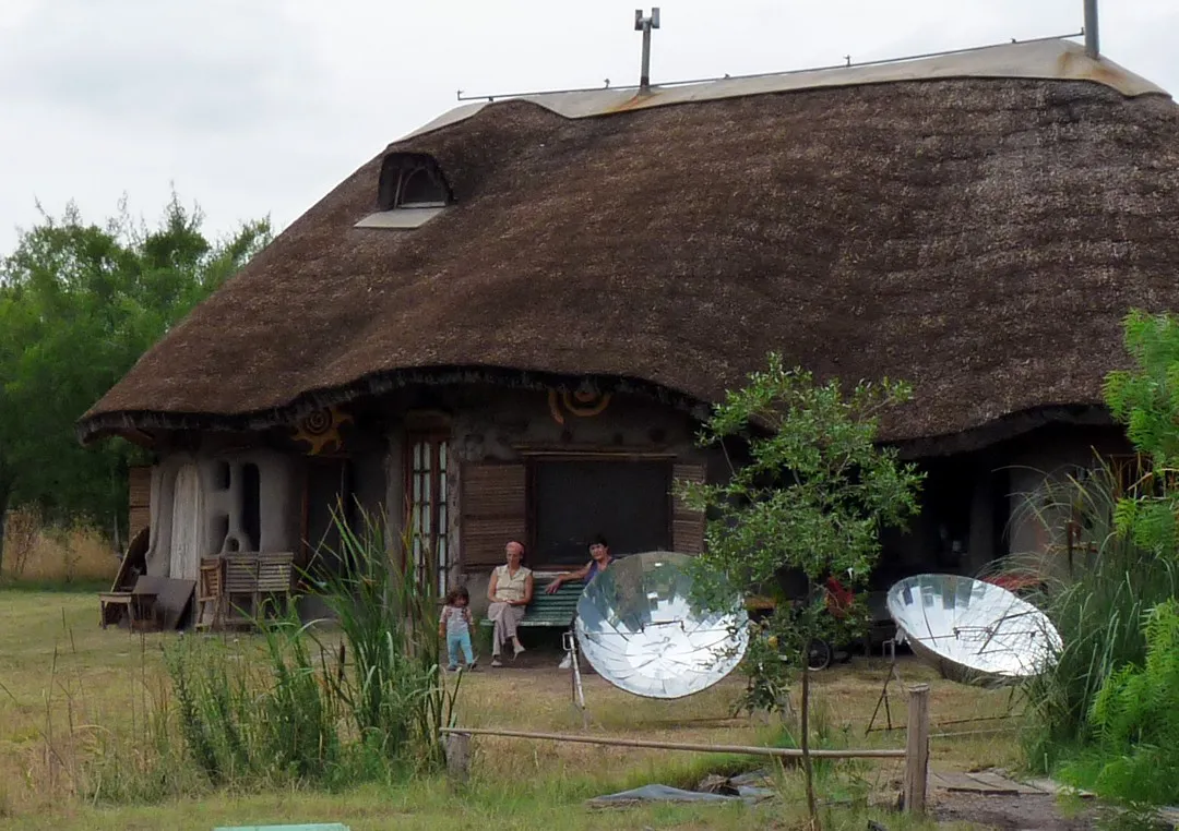 multimedia.normal.871b18db4d449e77.RWNvdmlsbGEgR2FpYSAxX25vcm1hbC53ZWJw