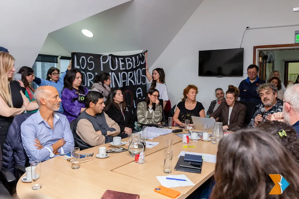 Antonela Guevara durante la reunión de comisión