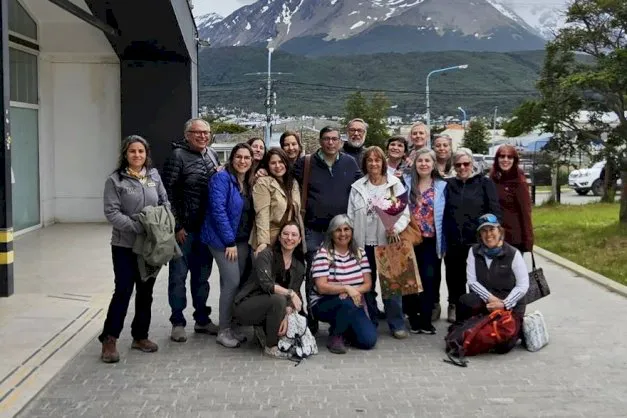 despedida_a_monica_salemme_en_la_untdf_3_1765557573