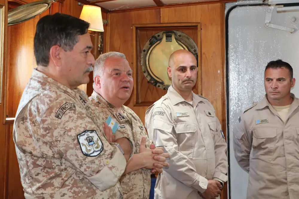 whatsapp_image_2025-10-20_at_15.09.09