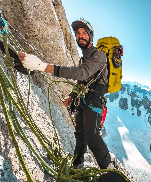 1. El autor, Joel Reyero-3