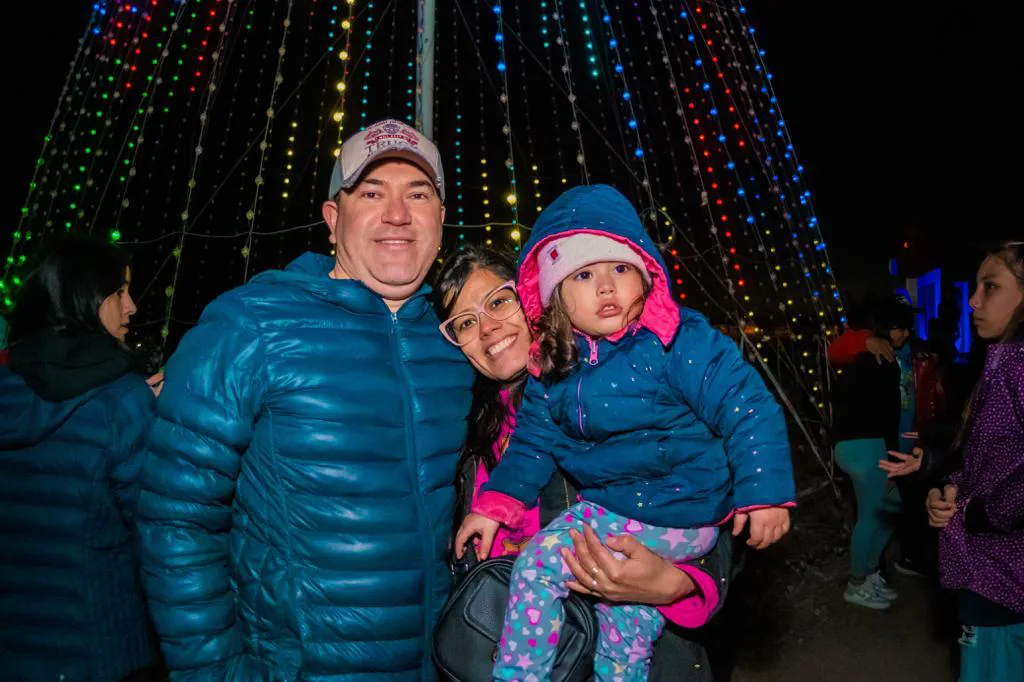 WhatsApp Image 2023-12-08 at 20.04.04