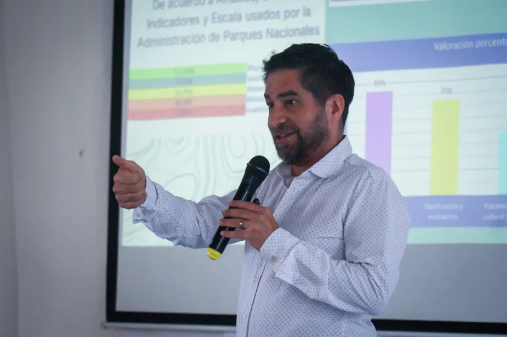 WhatsApp Image 2025-10-16 at 12.28.29