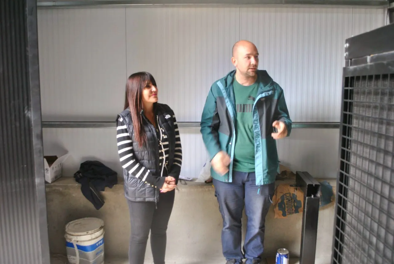 photo_5098582396529389595_y